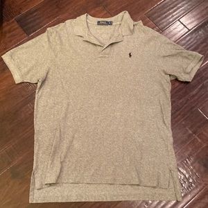Men’s polo shirt size xl